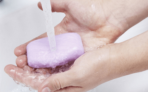 Πλύσιμο χεριών για την πρόληψη υποδόριων παρασίτων